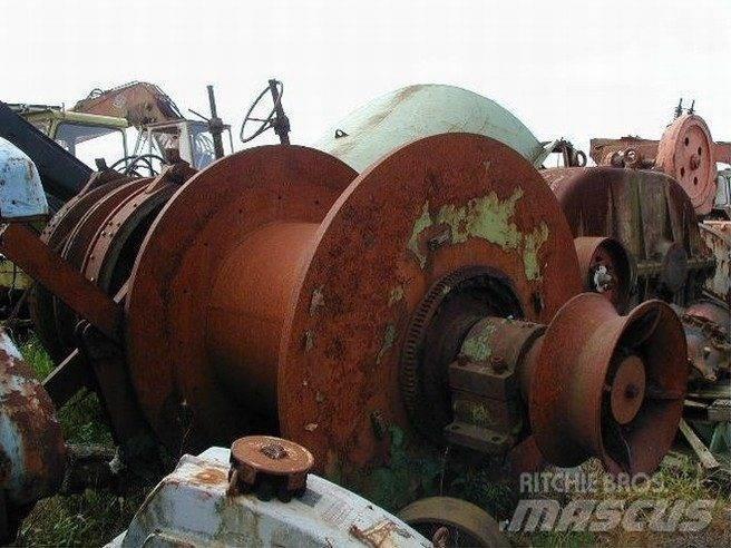  Dobbel tromle spil Hoists, winches and material elevators