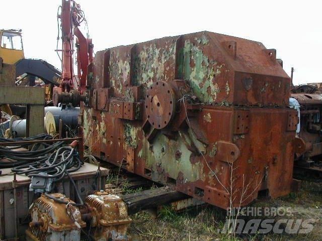  Dobbel tromle spil Hoists, winches and material elevators