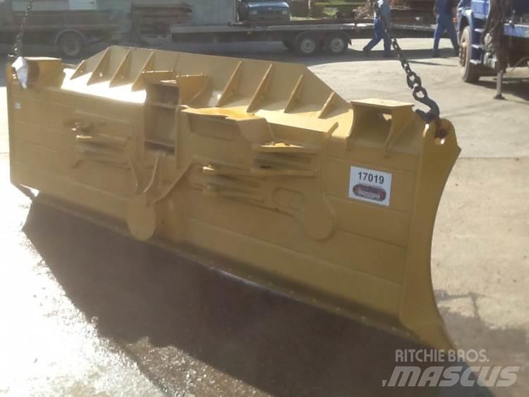  Dozerblad ex. Cat D6K Other components