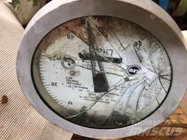  Flowmeter m/defekt glas Construction - Others