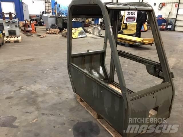  Førerhus ex. Manitou MT430 Other components