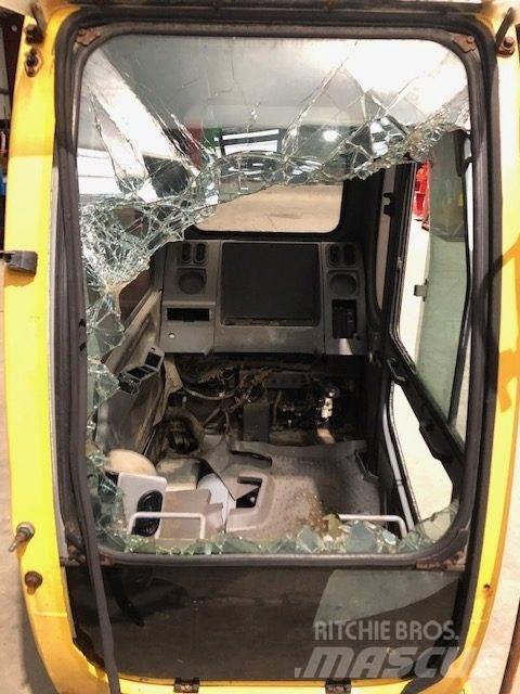  Førerhus ex. Volvo EC240LC Other components