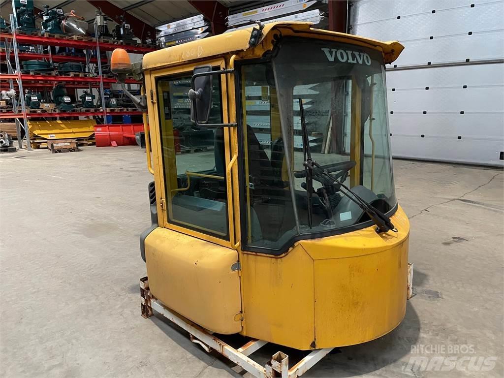 Førerhus, ex. Volvo L180D Other components