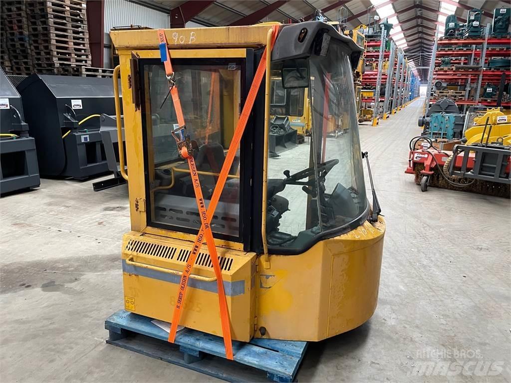  Førerhus ex. Volvo L90B Other components