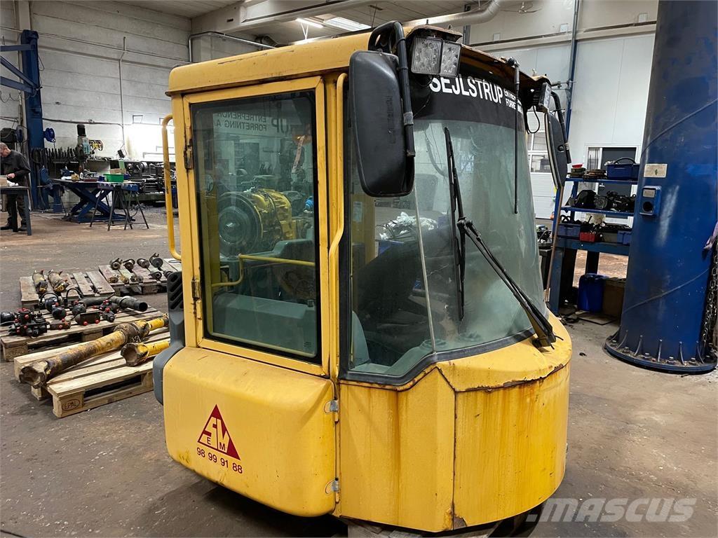  Førerhus ex. Volvo L90E Other components