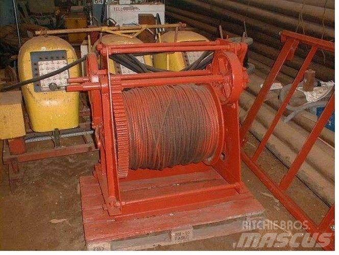  Håndspil - 1 stk. Hoists, winches and material elevators