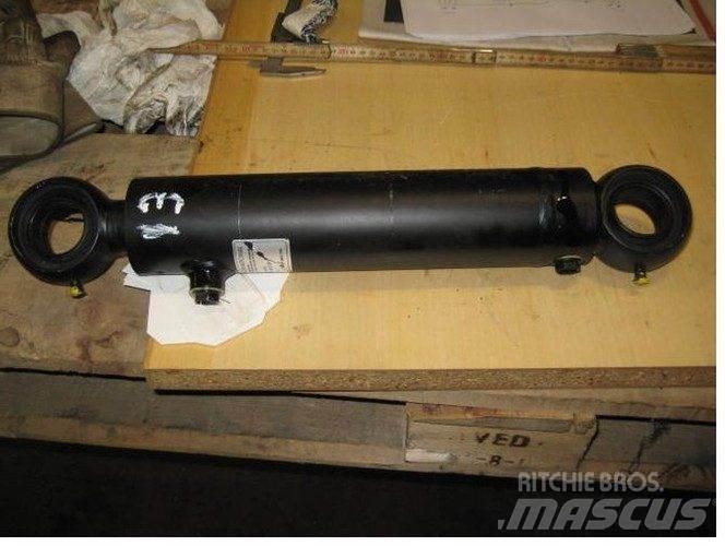  Hyd. cylinder no. 13 - 1 stk. Hydraulics
