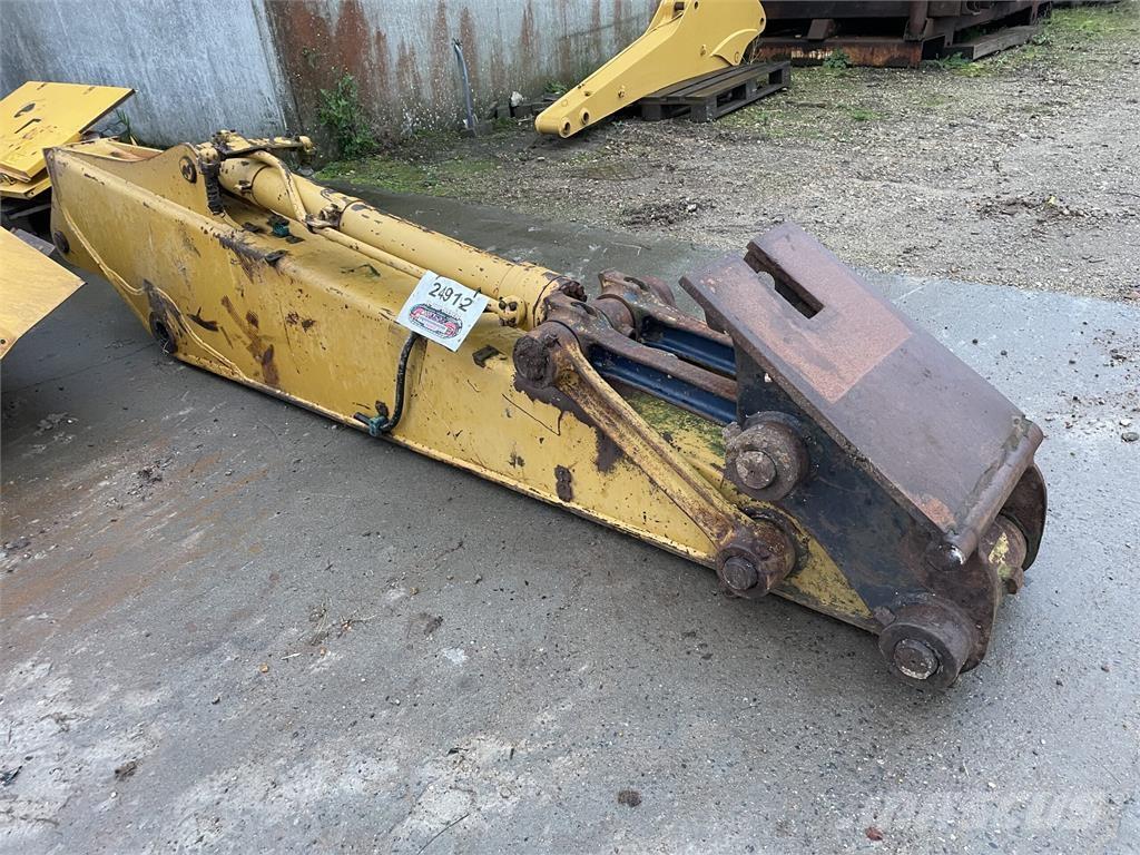 Komatsu PC150LC-3 gravearm Other components