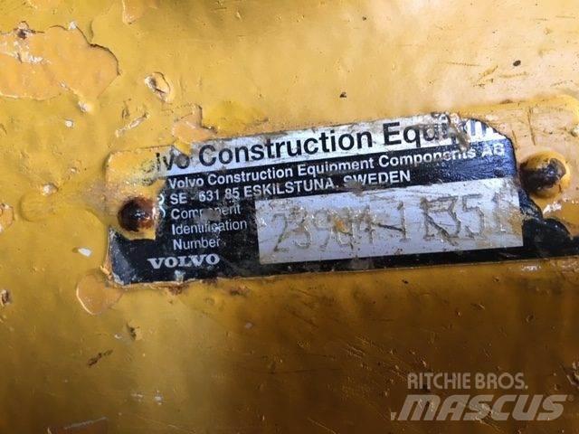  Mellemaksel ex. Volvo A25D Axles