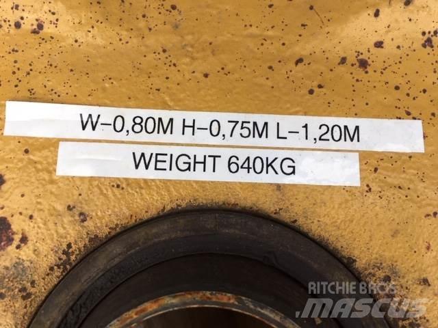  Rammeled ex. Cat 735 Dumper Other components