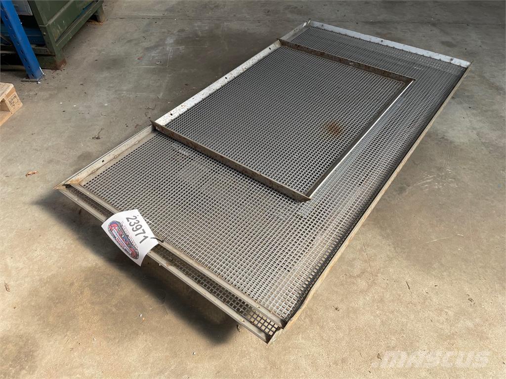  Rustfri hulplade Other components