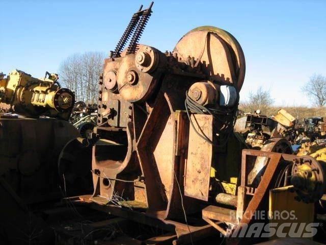 Schlüte Type OS1 klipper Pulveriser  (Demolition Crusher ) 