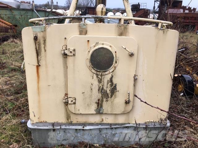  Styrehus, aluminium - ex Svend Marine engine units