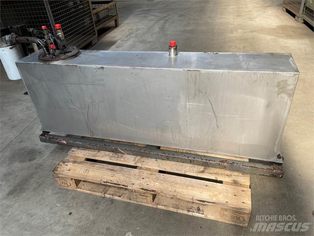  Tank, rustfri - ca. 200 Ltr. Other components