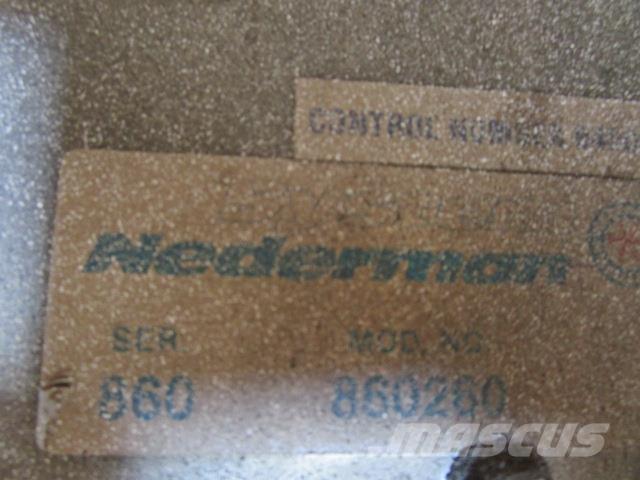  Udsuger med opruller Other components