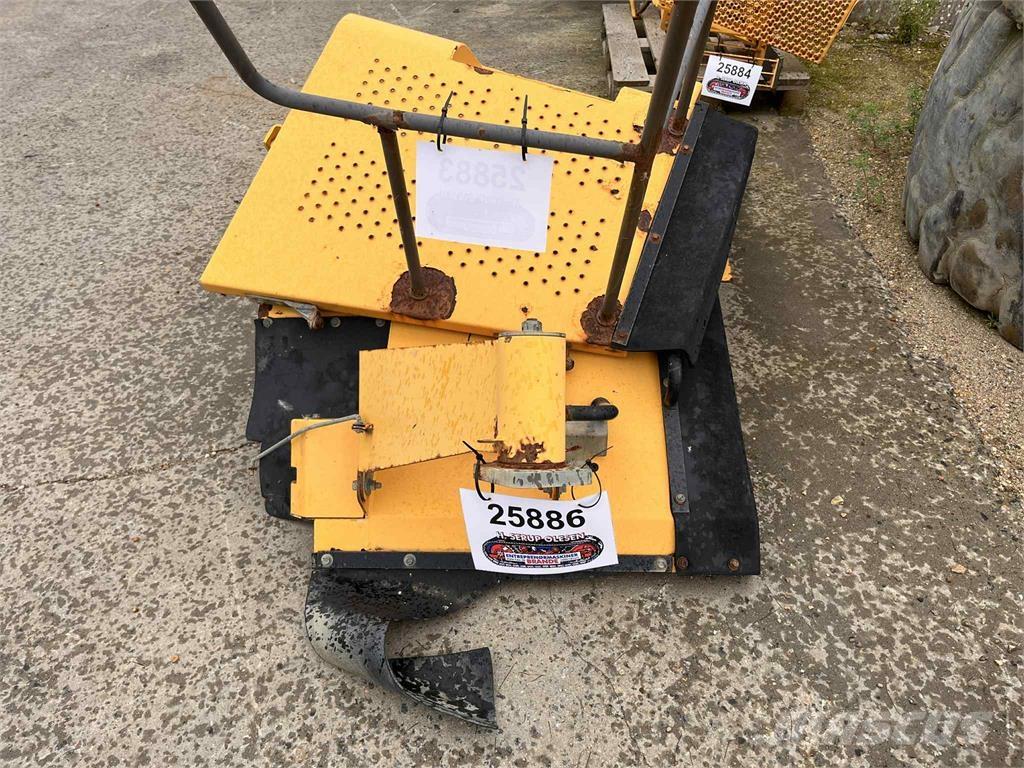 Volvo L220E højre bagskærm Other components