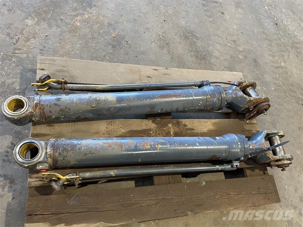 Volvo L70B løftecylinder Hydraulics