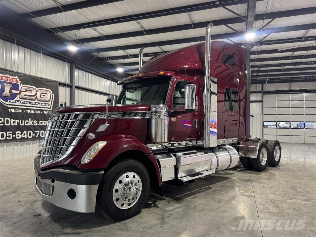 International LS532 Tractor Units