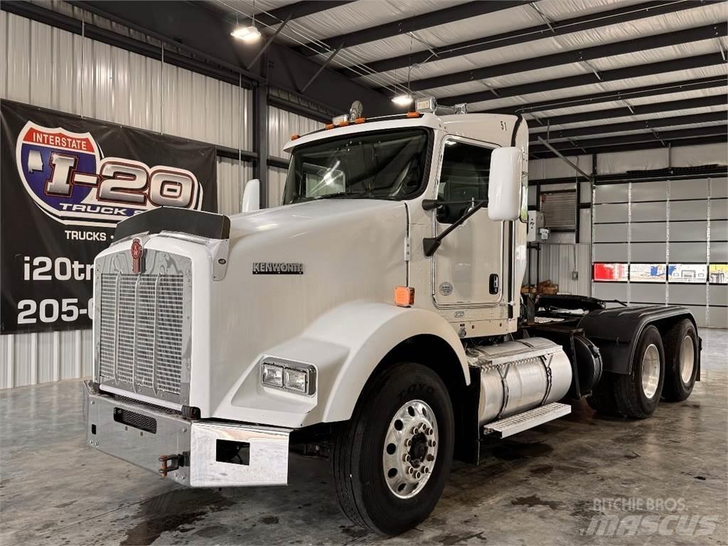 Kenworth T800 Tractor Units