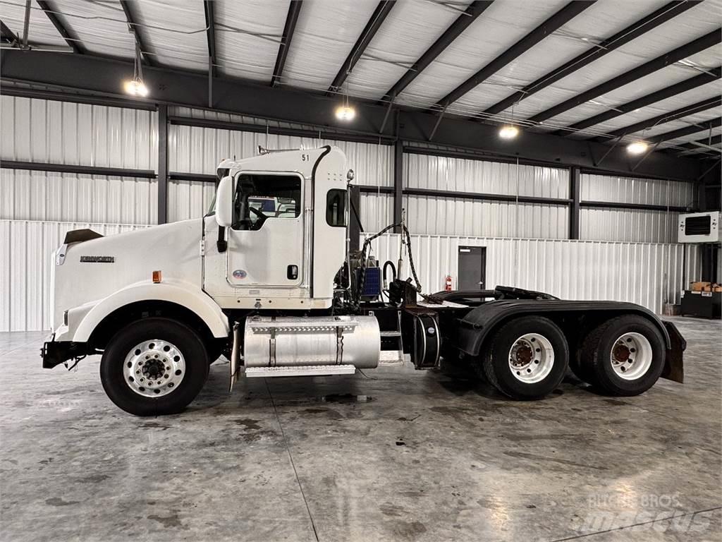 Kenworth T800 Tractor Units