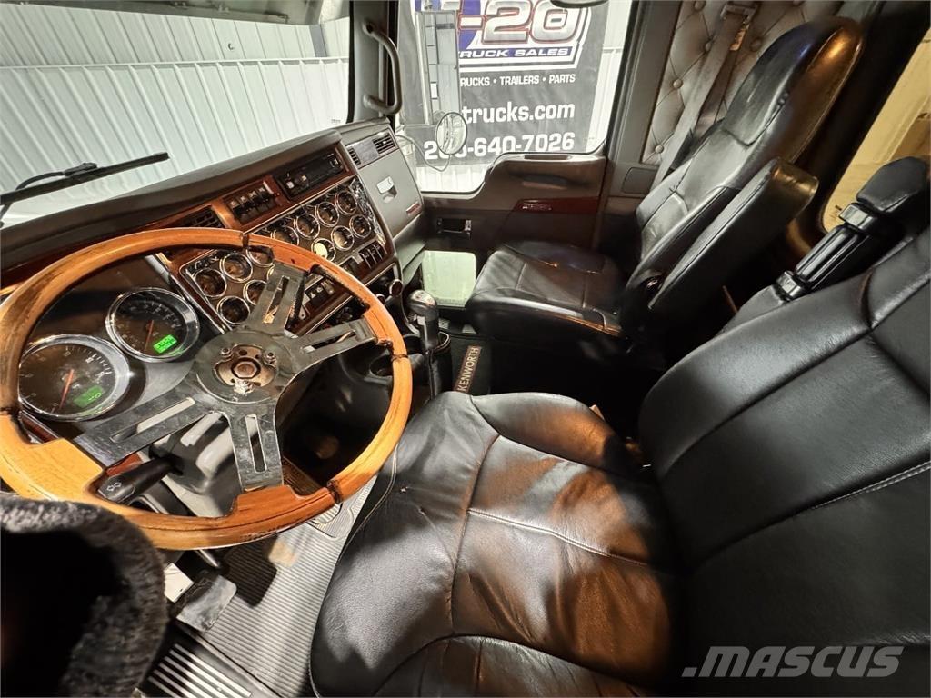 Kenworth W900L Tractor Units