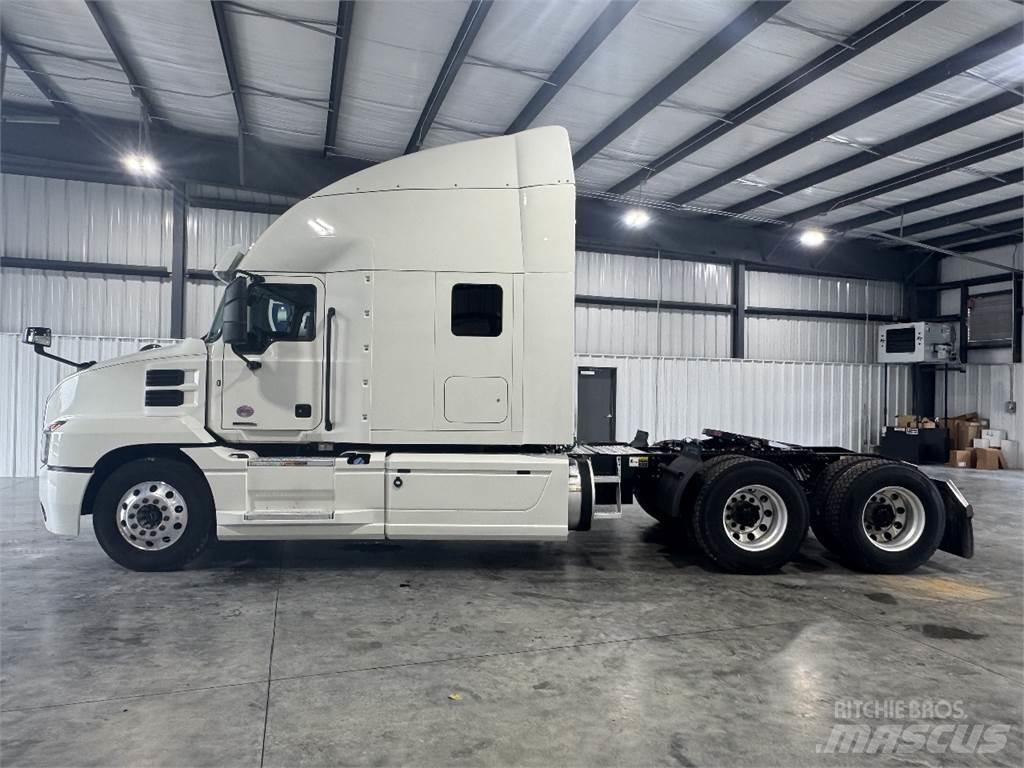 Mack AN64T Tractor Units