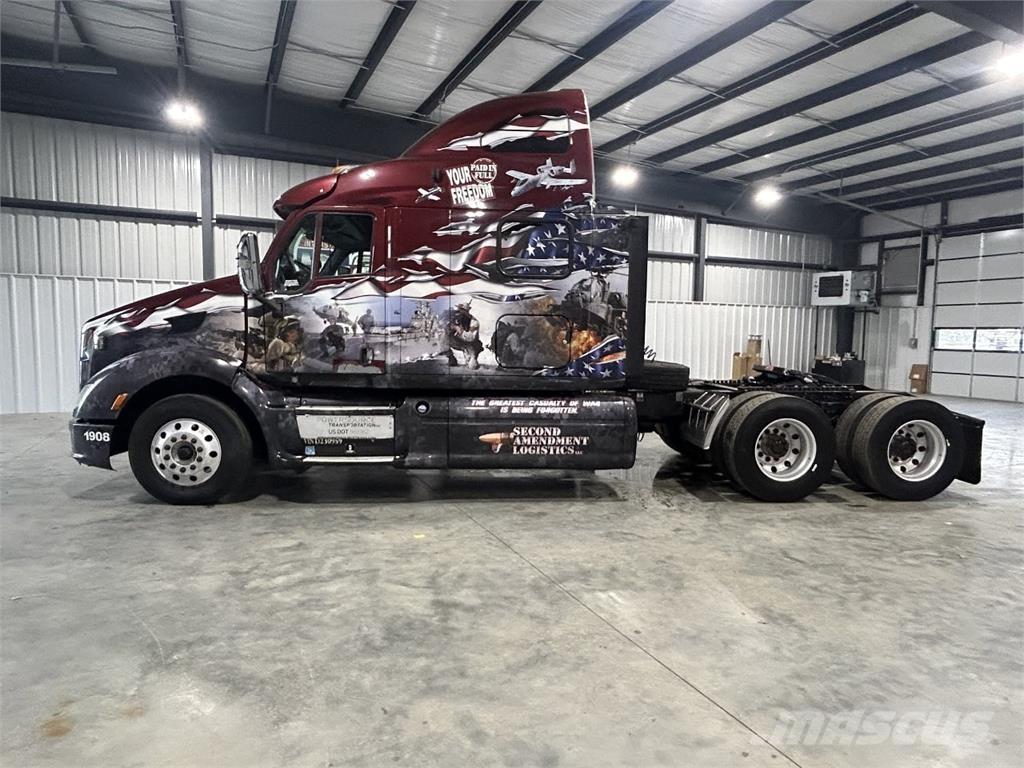 Peterbilt 587 Tractor Units