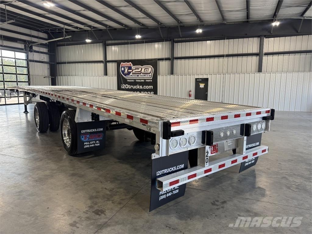 Reitnouer Maximizer Flatbed/Dropside trailers