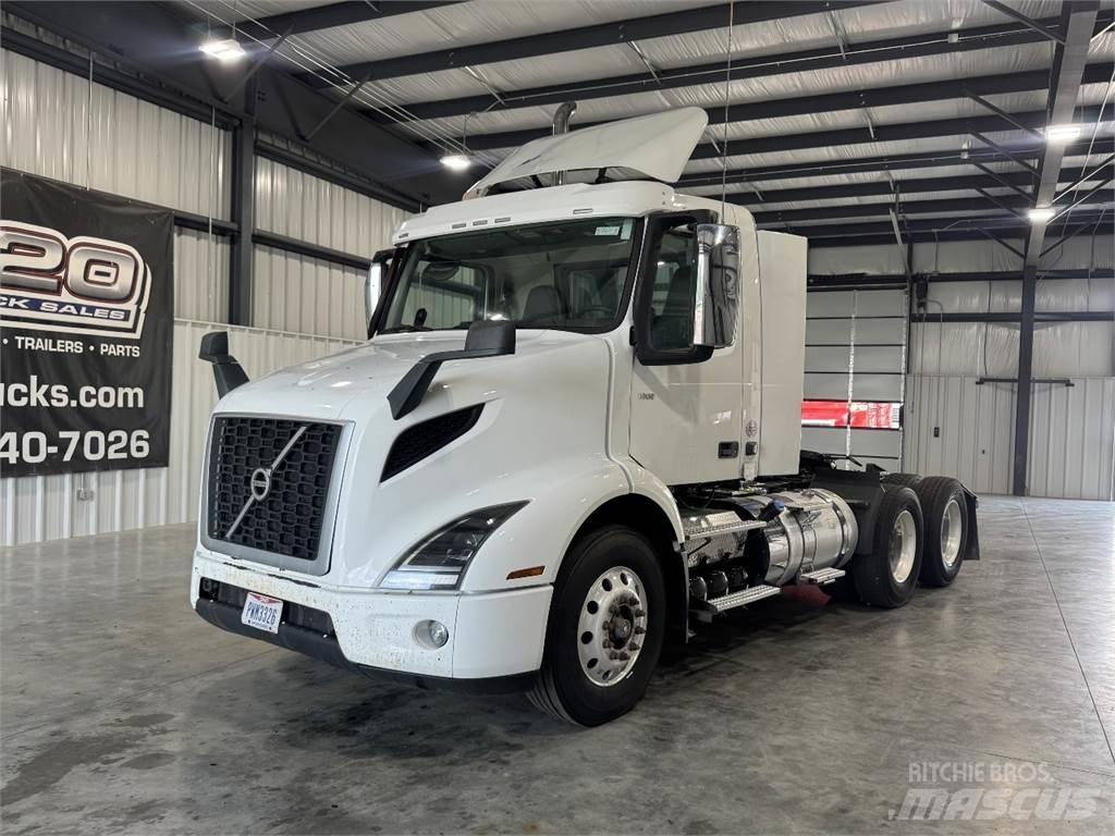 Volvo VNR64T300 Tractor Units
