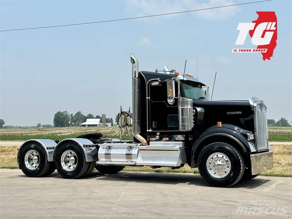 Kenworth W900 Tractor Units