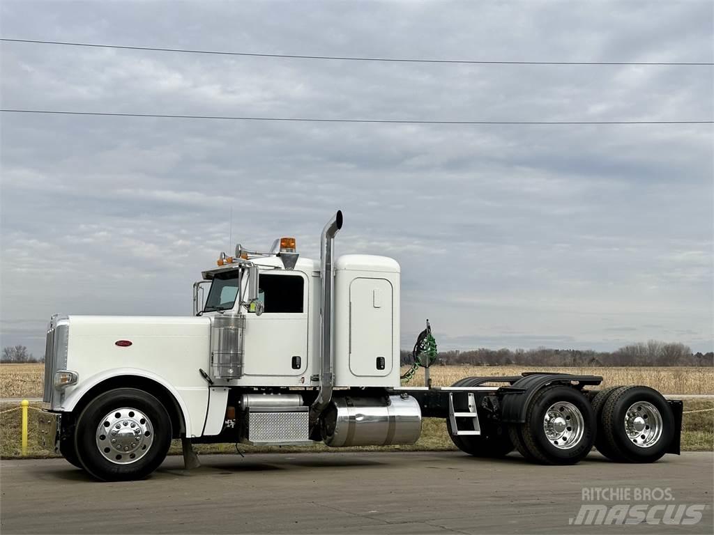 Peterbilt 389 Tractor Units
