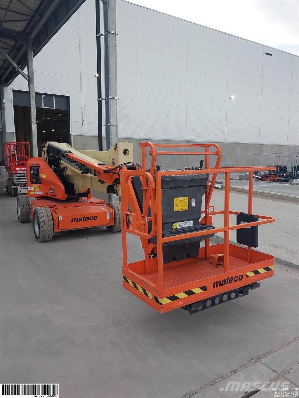 JLG E450AJ Articulated boom lifts