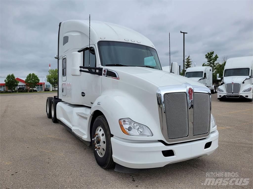 Kenworth T680 Tractor Units
