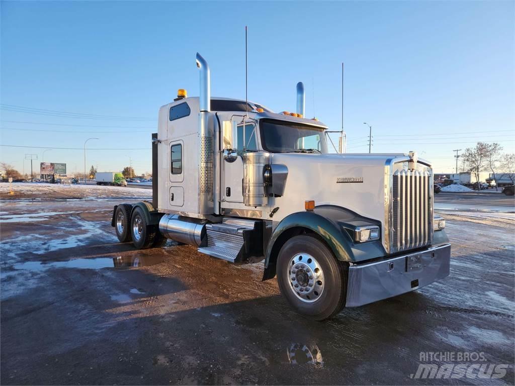Kenworth W900L Tractor Units