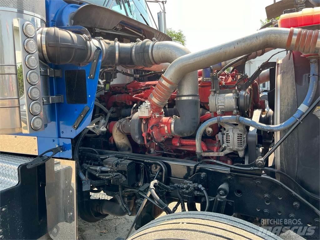 Kenworth W900L Tractor Units