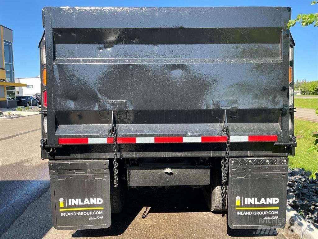 Peterbilt 348 Tipper trucks