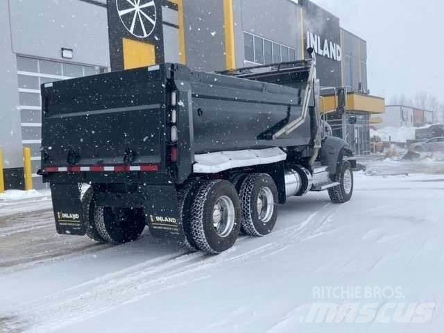 Peterbilt 348 Tipper trucks