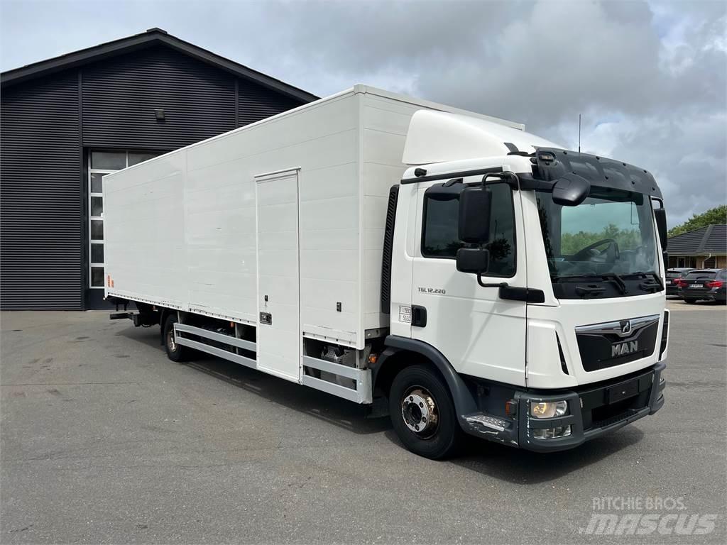 MAN TGL 12.220 Box body trucks