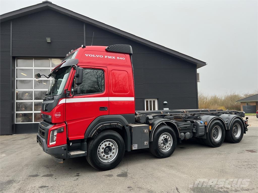 Volvo FMX540 Globe Cable lift demountable trucks