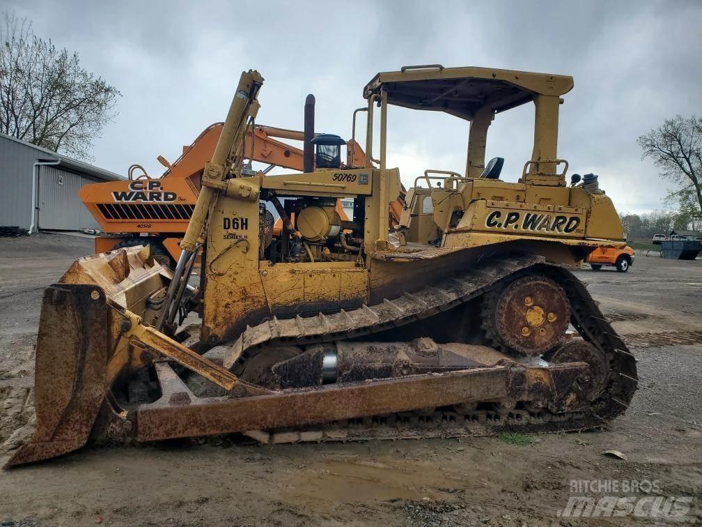 CAT D6H Crawler dozers