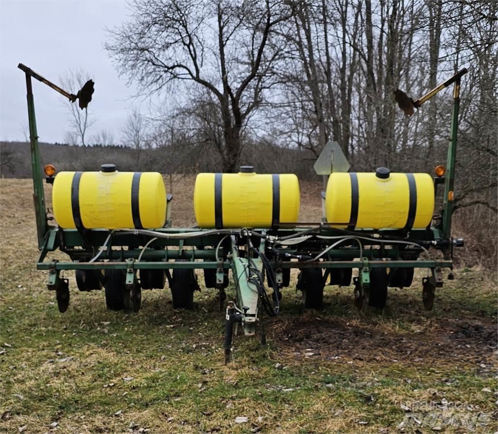 John Deere 7000 Other components