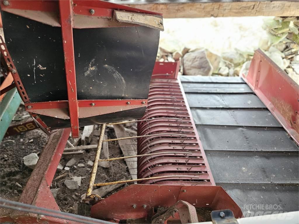 New Holland 166 Other components