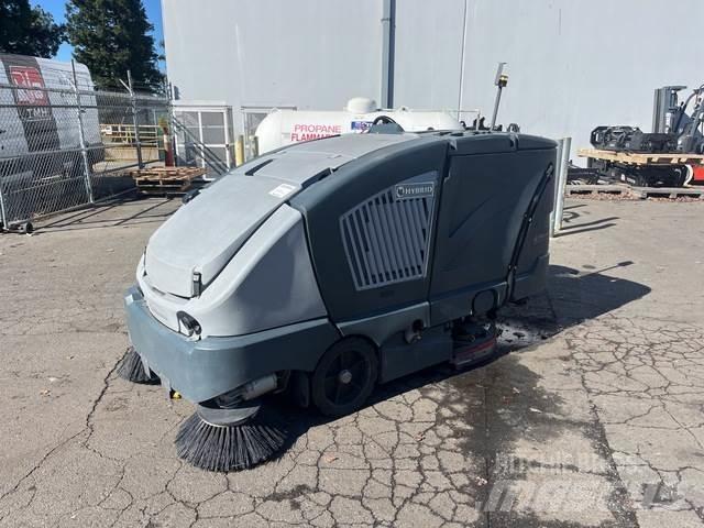 Advance CS7010 Scrubber dryers