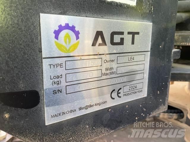 AGT QNT50R Crawler excavators