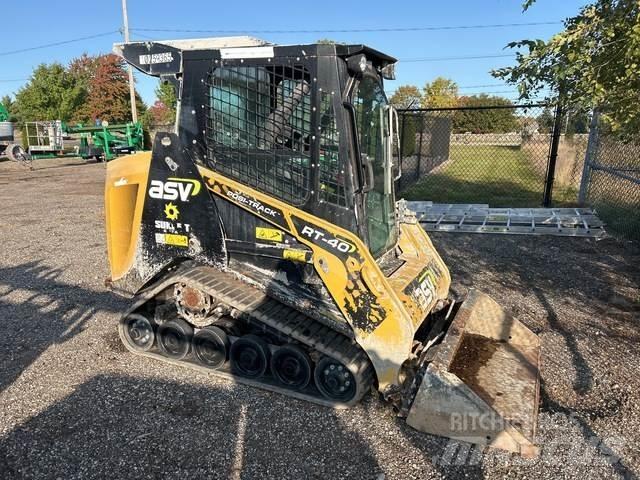 ASV RT40 Skid steer loaders