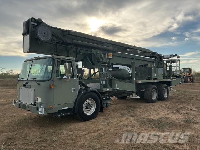 Autocar WXLL Truck & Van mounted aerial platforms