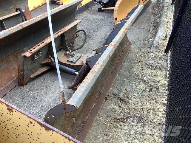 Bobcat  Construction - Others