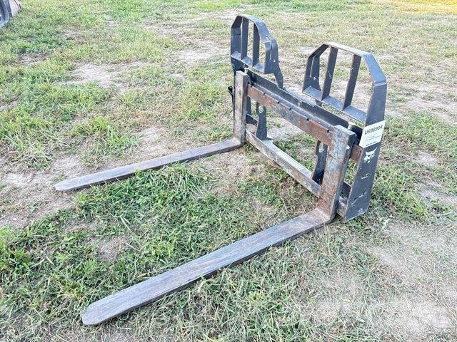 Bobcat  Construction - Others