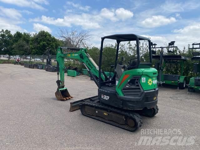 Bobcat E32 Crawler excavators