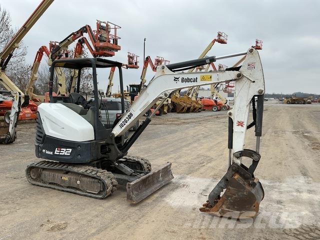 Bobcat E32 Crawler excavators